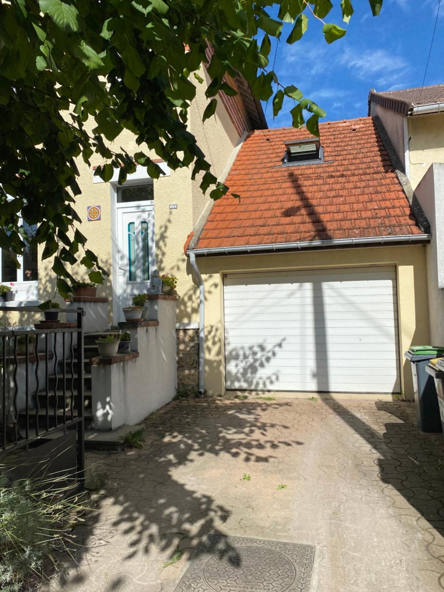Chambre En Duplex, Entree Autonome, Sdb Privative Taverny Exterior foto
